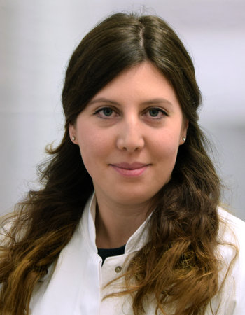 Dr. med. Laura Albantakis, PhD